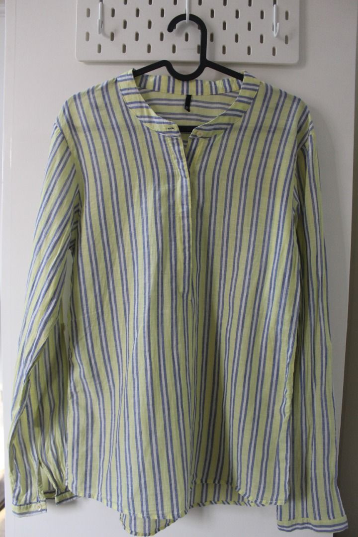 Linen-Blend Striped Mandarin Collar Long Sleeves (Category: Tshirts & Polo Shirts ) located in Quezon City. Submitted by camiscloset_ (Listing ID 1440637932, Image 1). Description: GOOD AS NEW (Used once) M on Tag (See pictures for details) - Lightweight linen shirt - Classic vertical stripe pattern (yellow, blue, white) - Mandarin collar with button-up front.