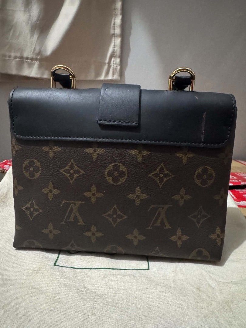 Louis Vuitton Lv Locky BB (Category: Luxury Bags & Wallets) located in Iloilo. Submitted by ilonggawithheartfeltbeauty (Listing ID 1440697696, Image 3). Description: N G A Condition. hindi ginamit tinago and nagka issue. selling low Base : Iloilo city No Return policy Thank you.
