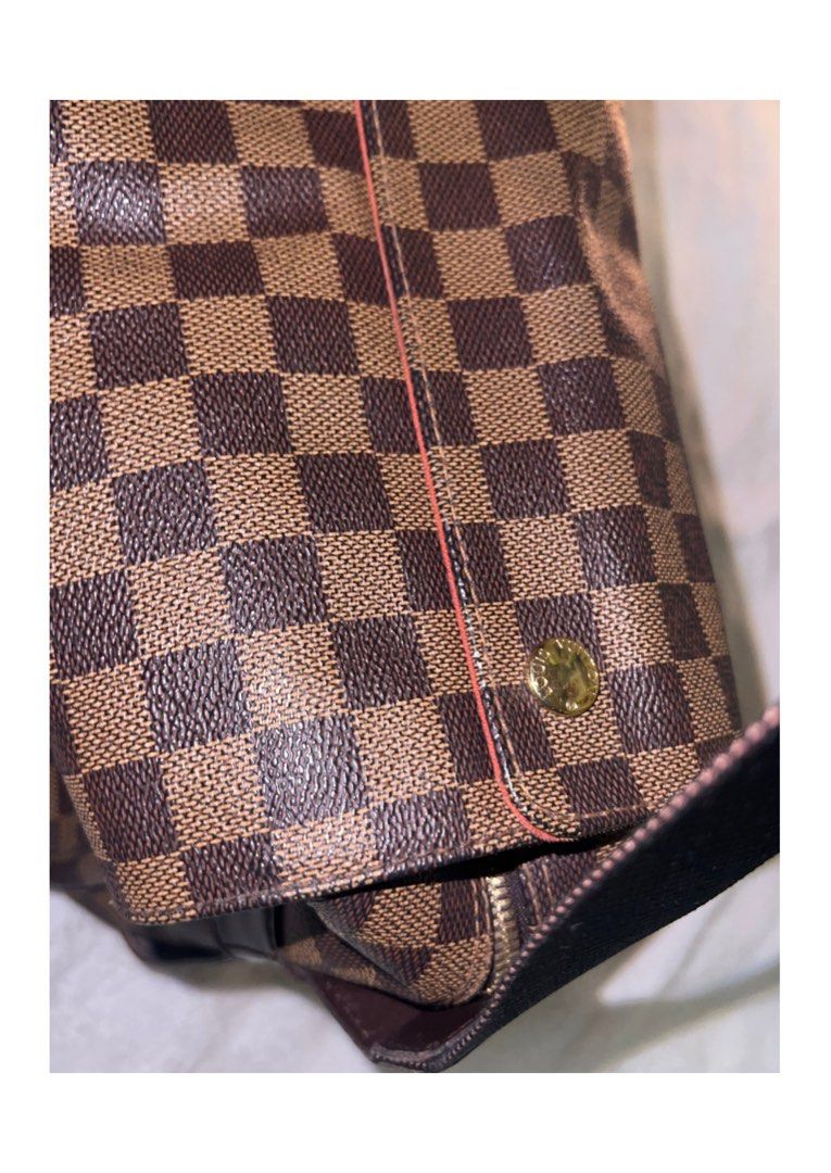 Pre-Loved Louis Vuitton Naviglio Shoulder Bag (Category: Luxury Bags & Wallets) located in Pasig City. Submitted by the.yarchives (Listing ID 1440685191, Image 3). Description: negotiable ➤ color: brown Damier Ebene coated canvas ➤ reason for selling: decluterring ➤ payment options: gcash only ➤ delivery / shipping: via lalamove or grab express (booked by buyer).