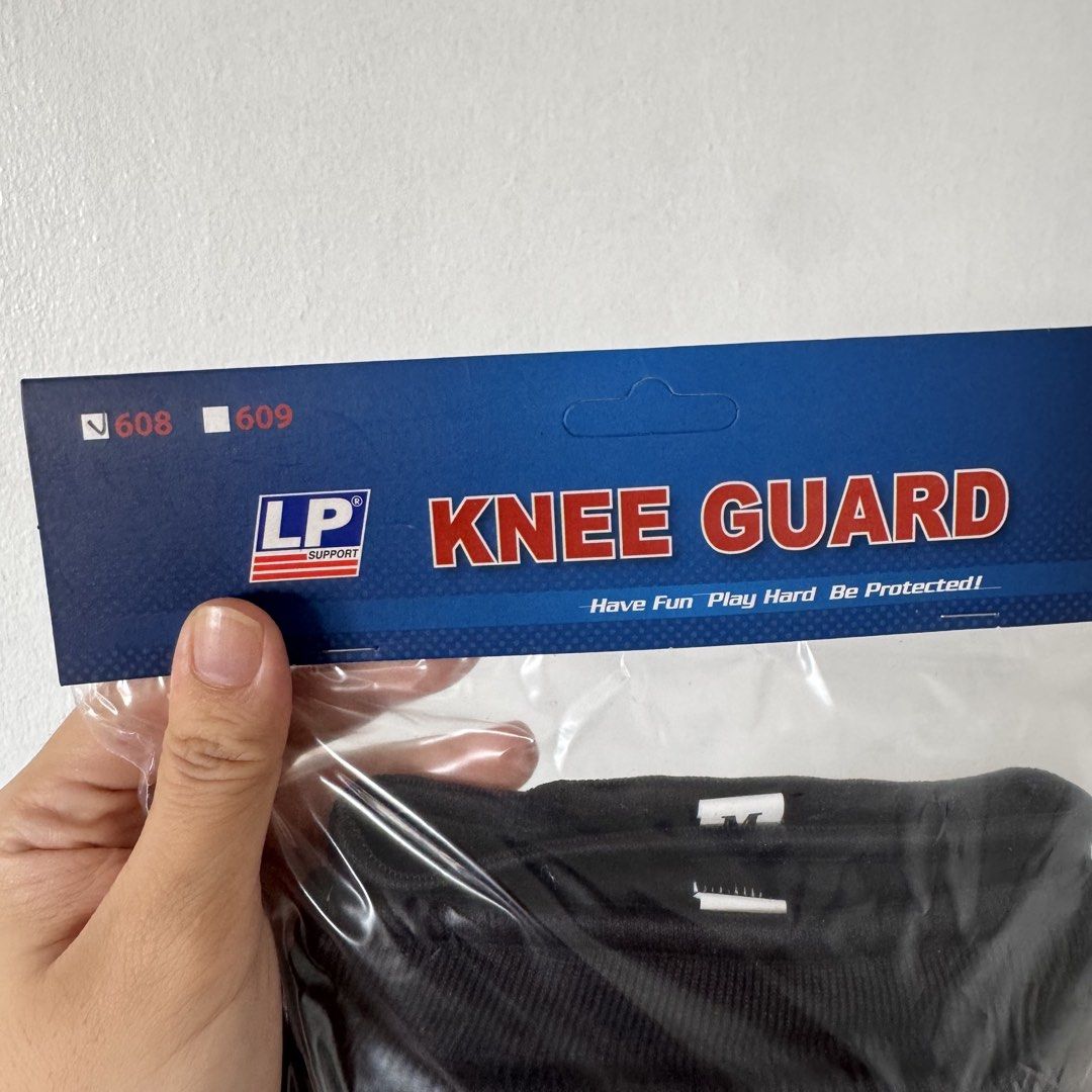 LP SUPPORT 608 Knee Guard/ Pad 20pcs Bundle (Category: Braces, Support & Protection) located in Manila. Submitted by miskym (Listing ID 1440587735, Image 2). Description: Wholesale Price: 645.00/ea for 20pcs 685.00/ea for 10pcs 725.00/ea for 5pcs Retail Price: 807.00 Please refer to size chart for measurements S, M, L, XL are available ONHAND & READY TO SHIP!.