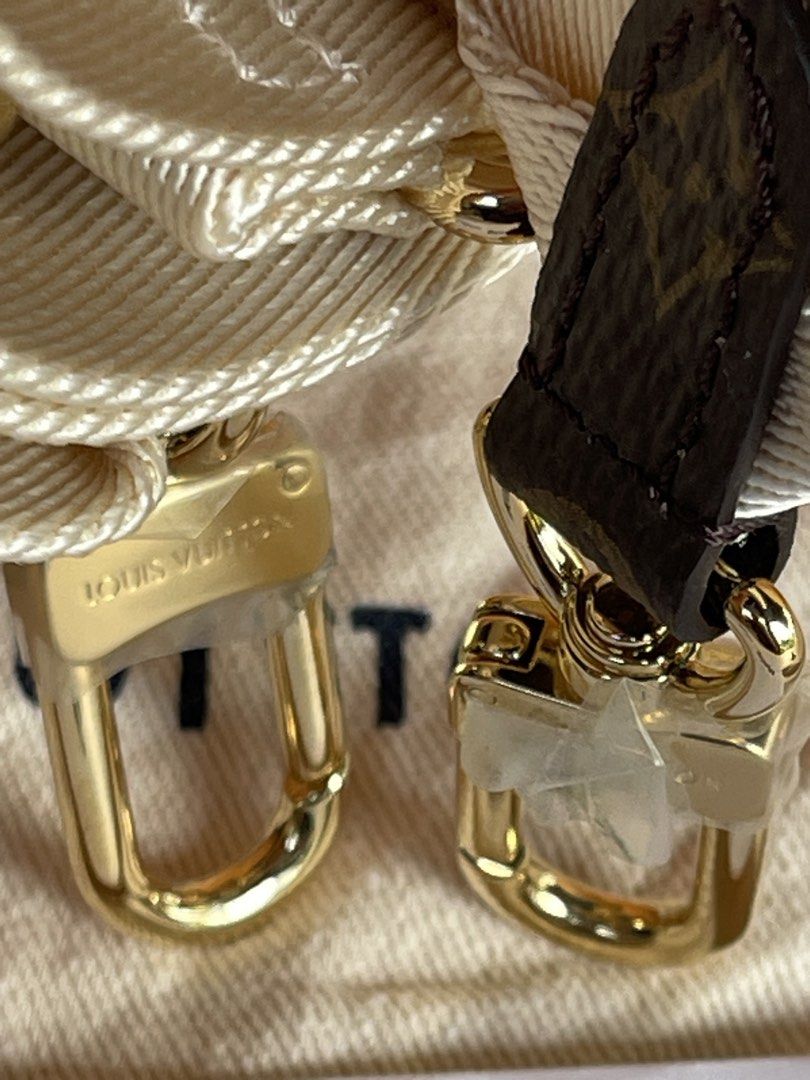 LV Bag Strap Canvass (Category: Luxury Bags & Wallets) located in Puerto Princesa. Submitted by eds.raps (Listing ID 1436086782, Image 3). Description: Onhand Open for Layaway Used once Replacement strap Browse the photos for measurements Buyer pays shipping fee .