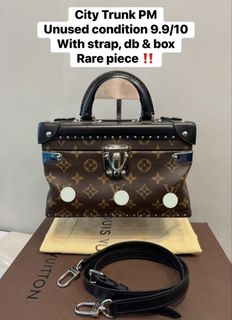 (Category: ) located in . Submitted by lux_closet_kl (Listing ID 1440615920, Image 1). Description: .