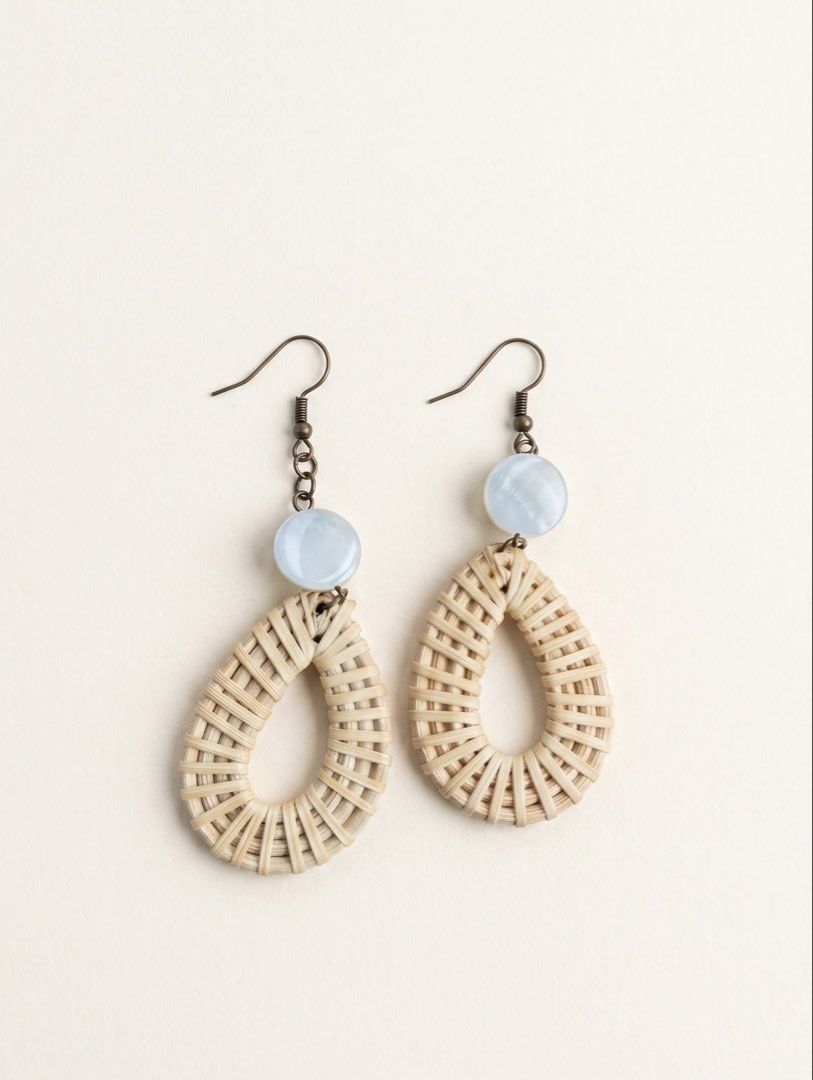 Malahi Handmade Earring (Category: Earrings) located in Taguig. Submitted by jcbpeter (Listing ID 1440725161, Image 1). Description: .