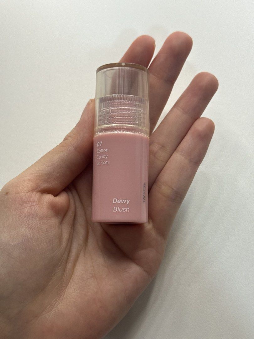 MEILINDA Dewy Blush on (Category: Makeup) located in Mabalacat. Submitted by pauwieee12 (Listing ID 1440719162, Image 2). Description: - Meilinda Dewy Blush - Shade: 07 Cotton Candy (lovely pink) - Finish: Dewy - Application: Easy to apply - Effect: Great for a natural glow - bought in bangkok - used only once, not my shade.