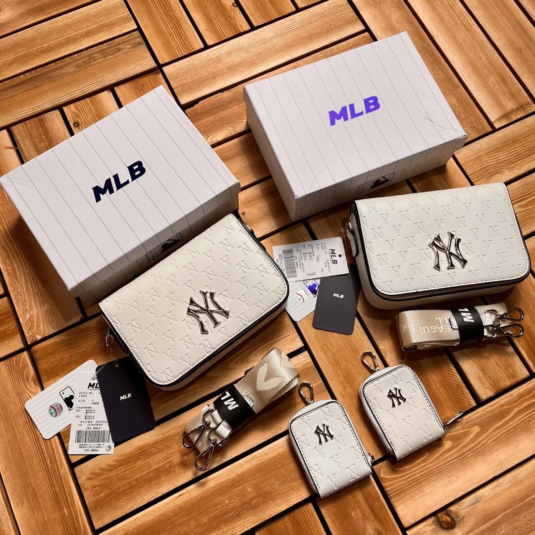 MLB NY YANKEES LEATHER WHITE SLING BAG (Category: Belt bags, Clutches and Pouches) located in Floridablanca. Submitted by d_elevated (Listing ID 1440618900, Image 2). Description: .