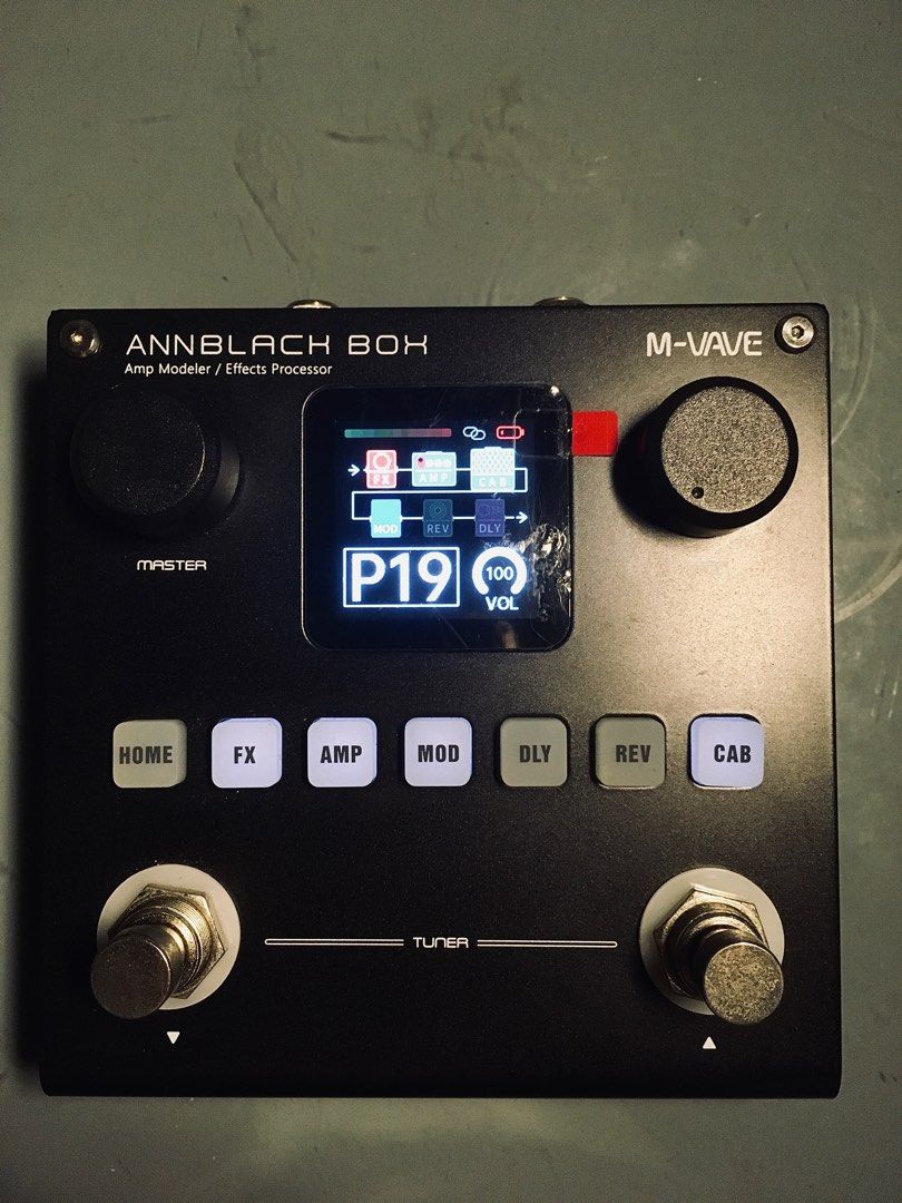 M-VAVE BLACK BOX multi effects processor (Category: Music Accessories) located in Caloocan City. Submitted by psychen09 (Listing ID 1440605909, Image 1). Description: Mvave Blackbox multi fx pedal. ₱1,800 Makinis and no scratches since bedroom used lang siya:) Lost the box unfortunately so unit only..