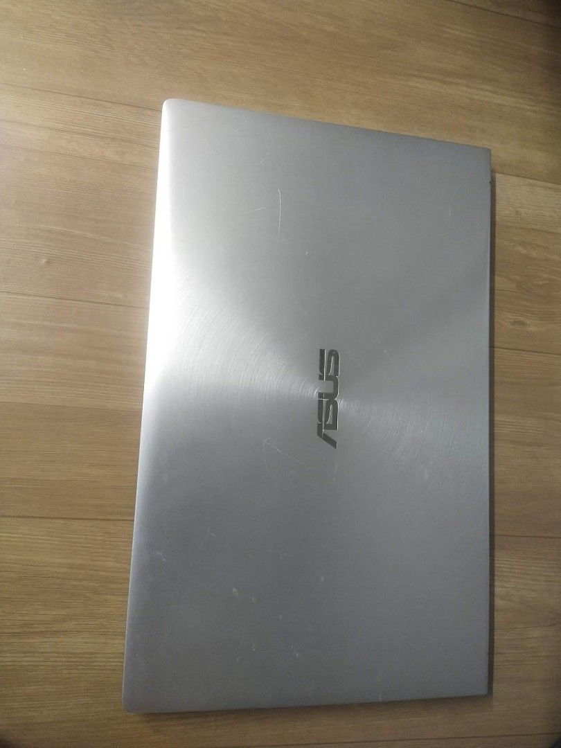 My Laptop467788948476405761