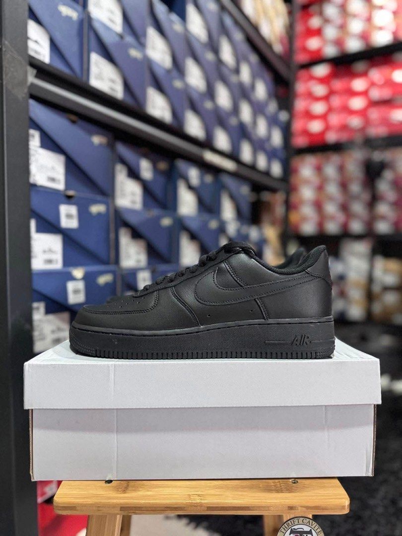 Nike Air Force 1 Low Triple Black (Category: Sneakers) located in Amadeo. Submitted by jimkhaner (Listing ID 1440674777, Image 1). Description: - Classic all-black Air Force 1s - Genuine leather upper and sole - Low-top design for everyday style - Comes with the original box 6 / 7Y ( 7.5 / 8.5W)- 2998 9.5 Mens - 3998 .