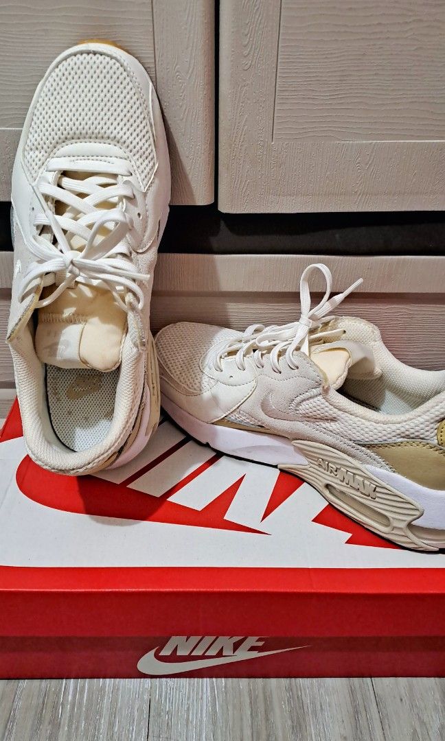 NIKE Air Max Excee (Category: Sneakers) located in Pasay City. Submitted by ShopWithCat (Listing ID 1440603462, Image 2). Description: Hey loves! 💕 I’m doing a wardrobe cleanse and letting go of most of my favorite pieces. Everything here is in great condition, either brand new or lightly used, and ready to make someone else’s OOTD shine. ✨ 🛍️ Please note: Payment first policy. Will reserve the item to the person who send the payment first. I’m