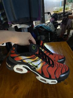 (Category: ) located in . Submitted by ezythrifftt (Listing ID 1440629852, Image 1). Description: .