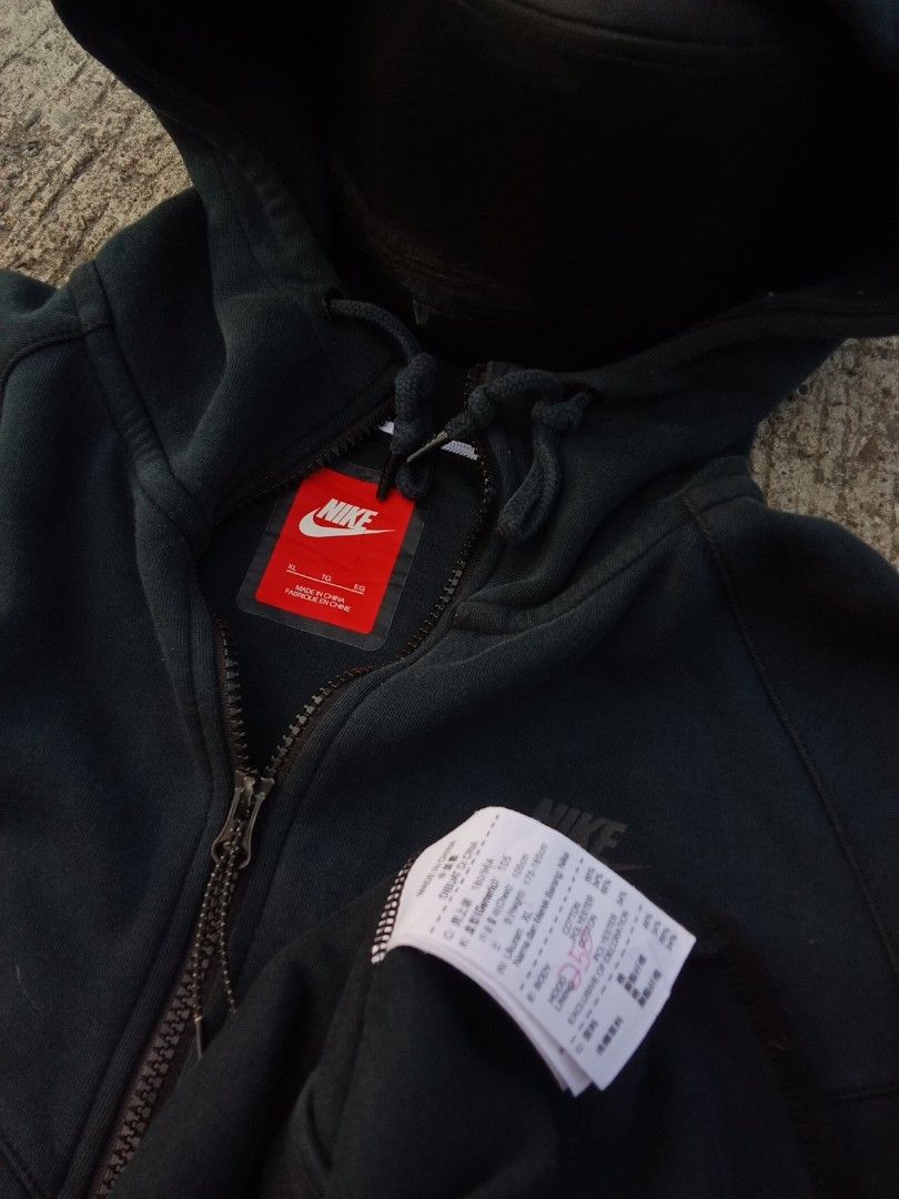 Nike tech fleece set (Category: Sets & Coordinates) located in Tagum. Submitted by james_hustler1 (Listing ID 1440668878, Image 3). Description: .