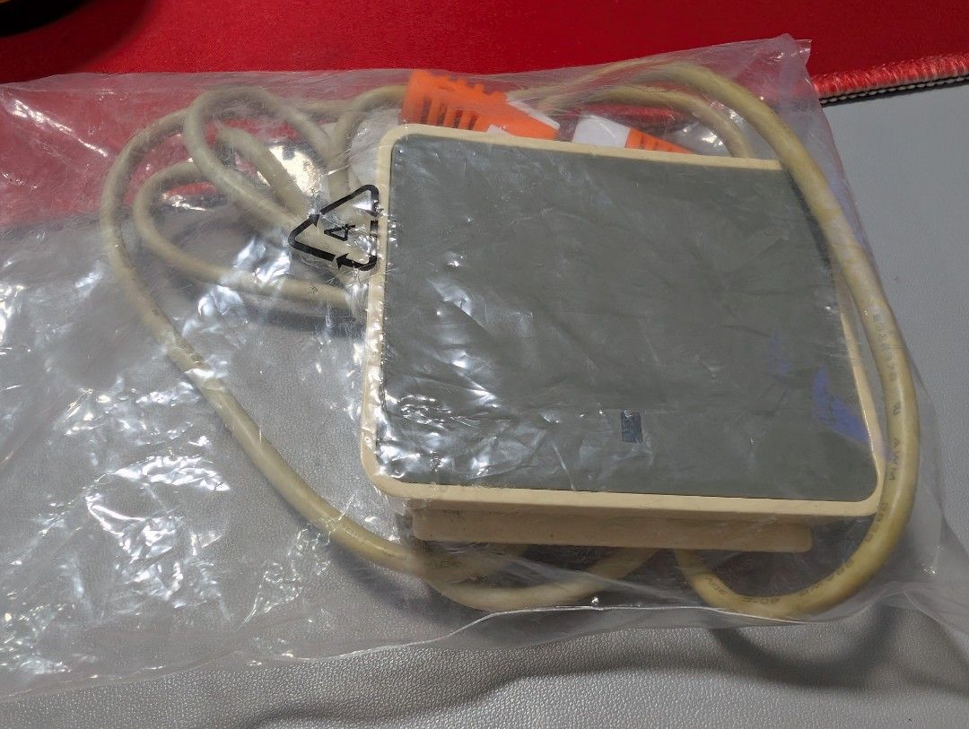 Old cash card USB reader.  Chip type468025917740175360