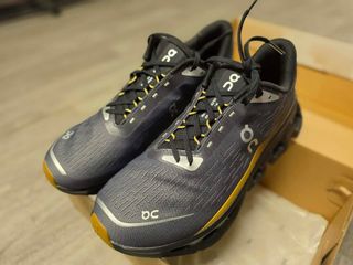 (Category: ) located in . Submitted by athleteslocker (Listing ID 1440738955, Image 1). Description: .