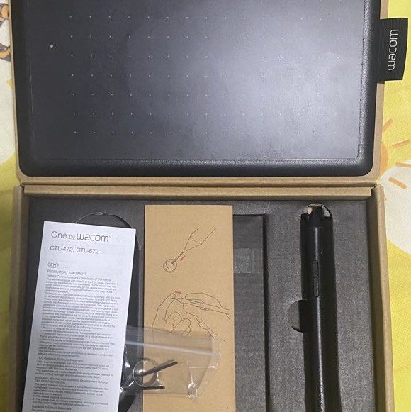 One by Wacom Drawing Tablet467648401260554242