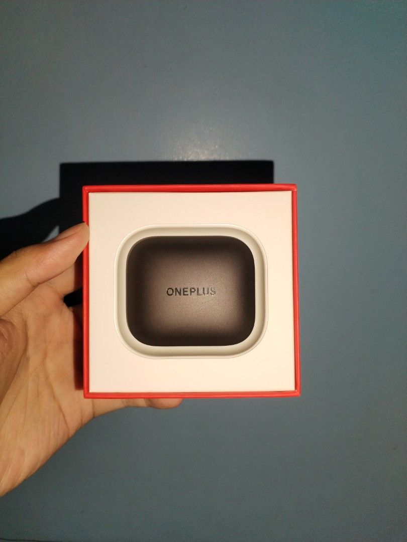 OnePlus Buds 3 Wireless Earbuds (Category: Earphones) located in Marilao. Submitted by xtiandecluttering (Listing ID 1440717290, Image 2). Description: - Only used for testing - OnePlus Buds 3 Wireless Earbuds with Charging Case - Original Packaging Included - Res Audio Wireless & LDHC Support - Excellent Sound Quality for Music & Calls - Simple Pairing & User-Friendly Operation rfs: planning to buy IEM.
