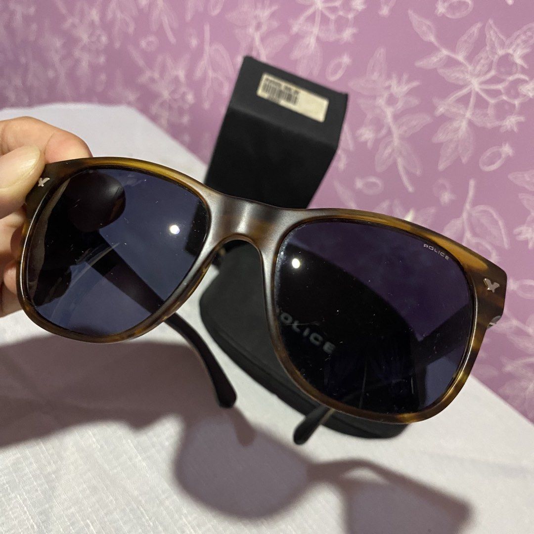 Original Police Sunglasses (Category: Sunglasses & Eyewear) located in Davao. Submitted by ckkb1821 (Listing ID 1440738620, Image 2). Description: Original Police Sunglasses Model COL 0794 140 Medium fit for frame & lenses Like new condition, comes with 2 cases ₱7,999 only +sf.