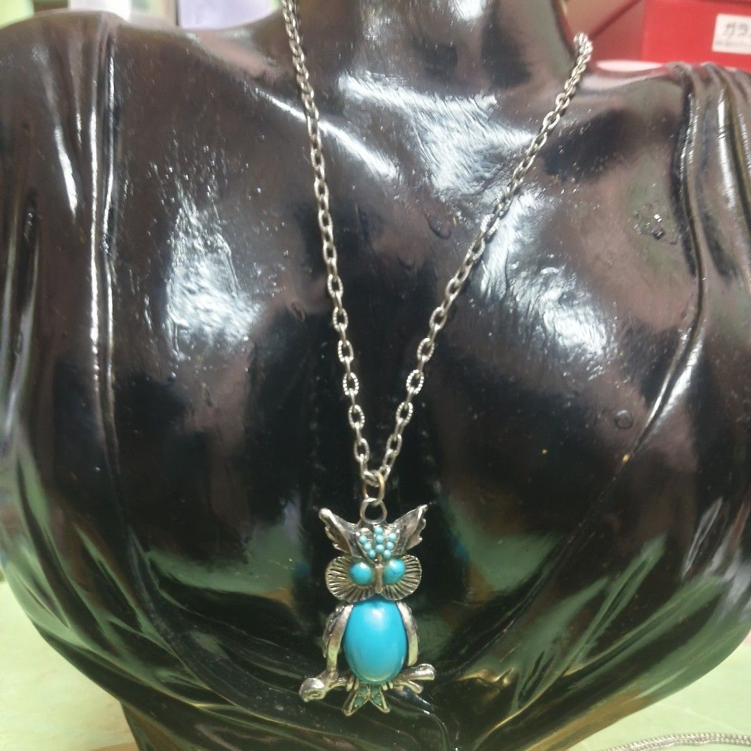 Owl Necklace with Turquoise Ang cute (Category: Necklaces) located in Manila. Submitted by du_1661 (Listing ID 1440695502, Image 1). Description: .