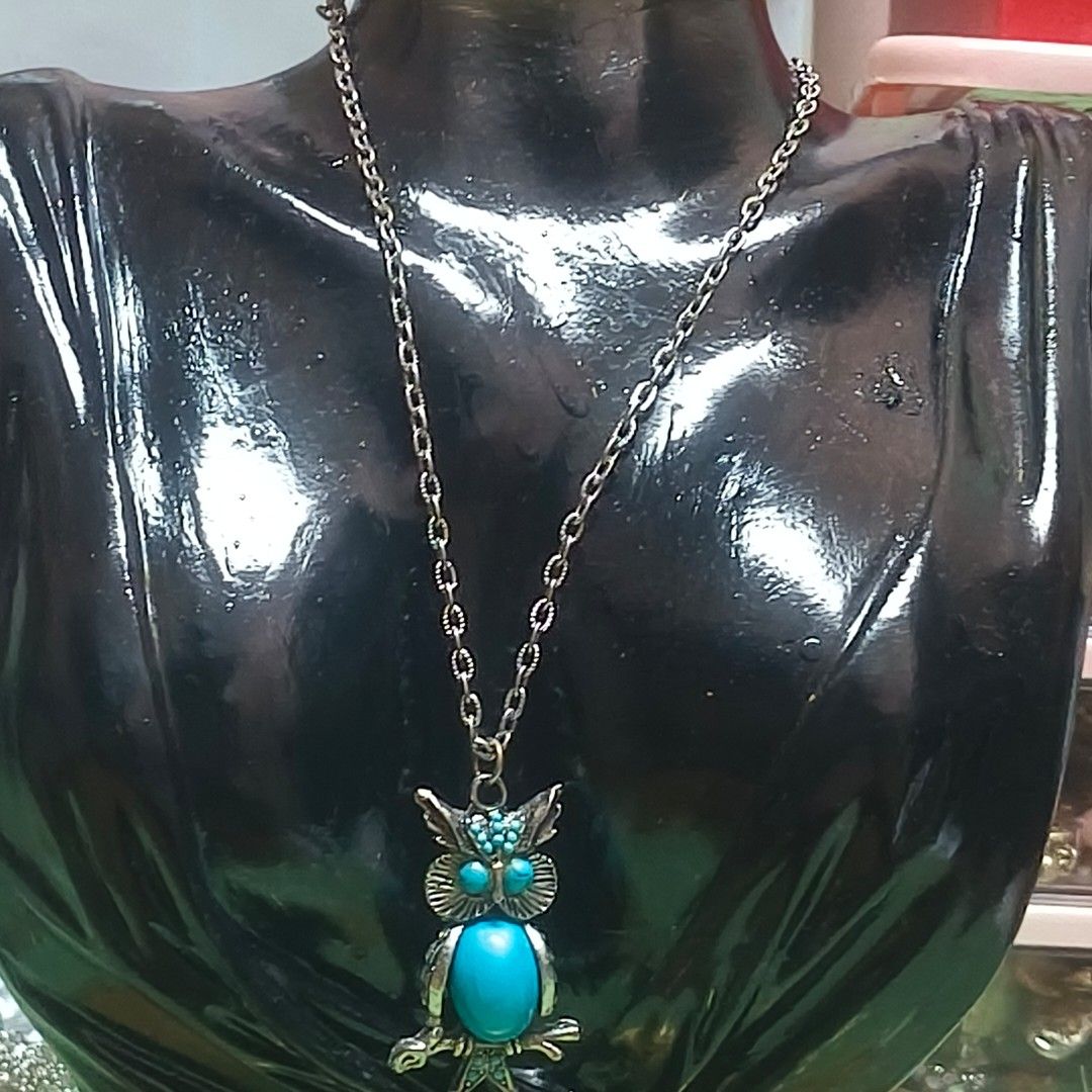 Owl Necklace with Turquoise Ang cute (Category: Necklaces) located in Manila. Submitted by du_1661 (Listing ID 1440695502, Image 3). Description: .