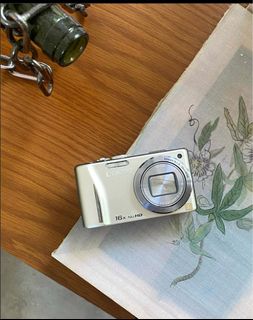 (Category: ) located in . Submitted by casualcameras (Listing ID 1440645252, Image 1). Description: .