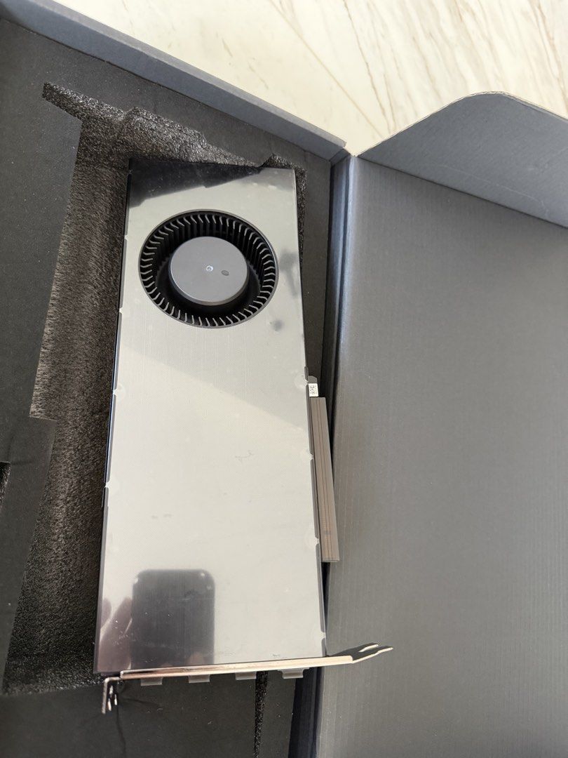 PELADN RTX 3090 24GB467914296835461120