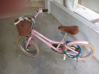 (Category: ) located in . Submitted by siasb2002.1 (Listing ID 1440617567, Image 1). Description: .