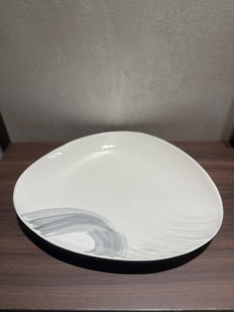 Plates from Hooga467854724327680001