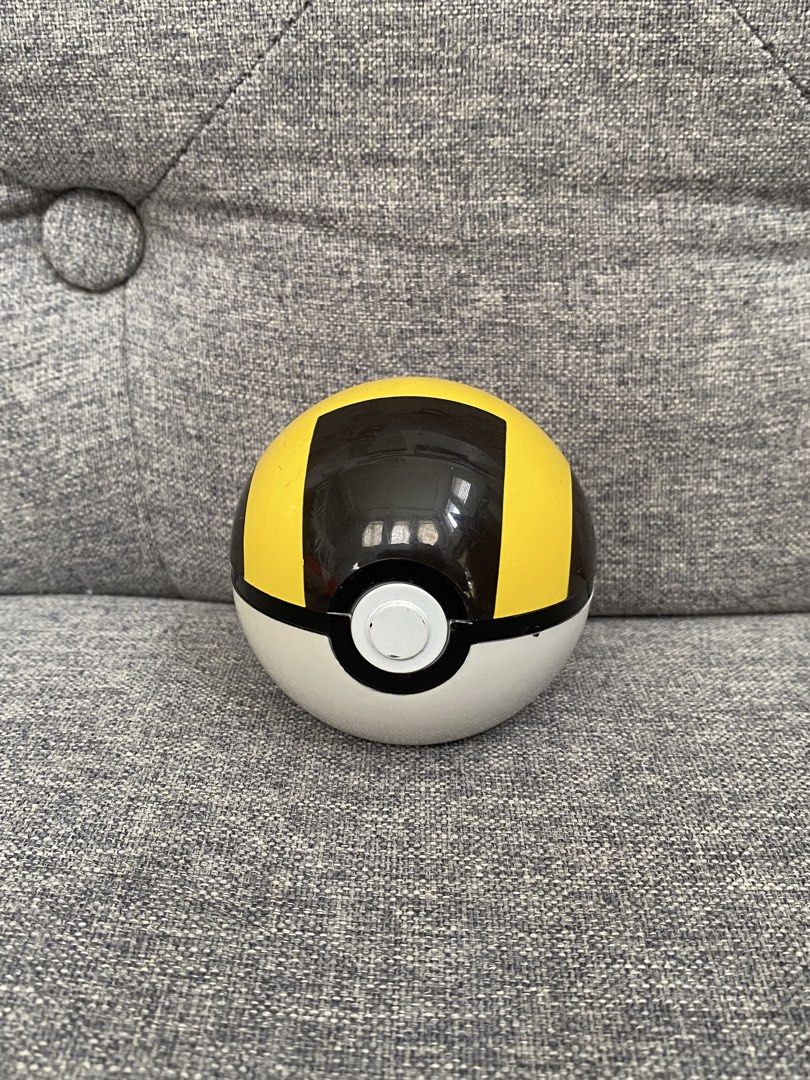Pokemon MONCOLLE Monster Collection Ultra Ball (Category: Figurines & Statues) located in Cavite. Submitted by lymseven (Listing ID 1440646328, Image 1). Description: Pokeball Ultra Ball Moncolle Monster Collection A few evident scratches. Good condition. Can chat and inquire with other figures..