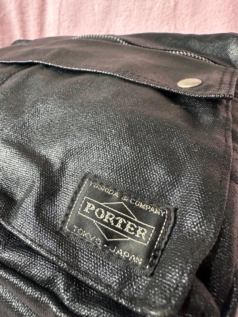 Porter-Yoshida & Co. Free Style Shoulder Bag (Category: Sling Bags) located in Baguio. Submitted by .daryl (Listing ID 1440700461, Image 3). Description: 11 inches width 9 inches height 2.5 inches base.