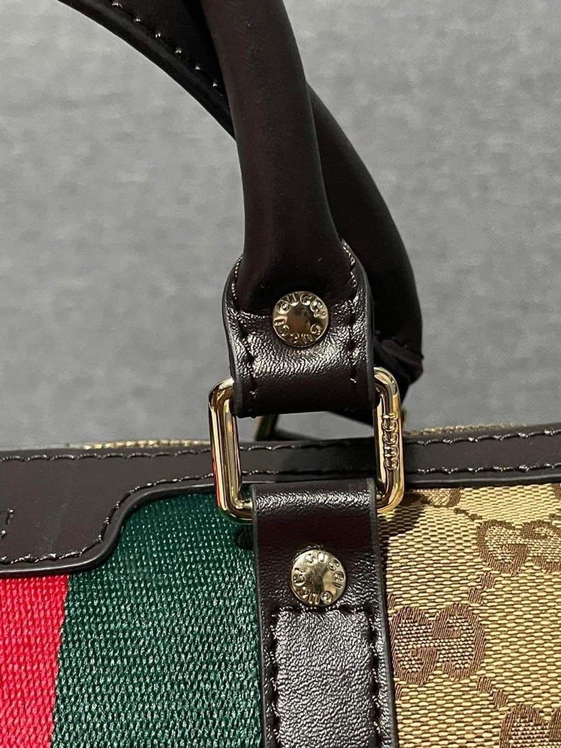 Preloved boston (Category: Luxury Bags & Wallets) located in Los Banos. Submitted by ditasbautista2329 (Listing ID 1440702261, Image 3). Description: Preloved gucci boston 2 way Cherry line 35cm Good as new Actual pictures posted.