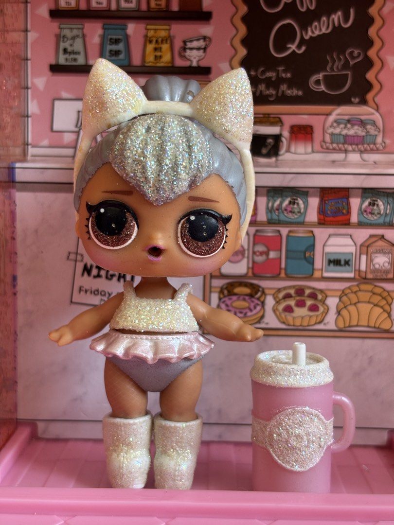 PRELOVED LOL SURPRISE DOLL-KITTY QUEEN (Category: Kids Toys) located in Bulacan. Submitted by lmsdeclutteringcorner (Listing ID 1440663109, Image 1). Description: - LOL Surprise doll - Features silver hair - Comes with a sparkly outfit and matching boots - Includes a pink cup accessory - 1 lol storage included -ISSUE: Discoloration sa headband and top na damit ng doll - Great for collectors and playtime.
