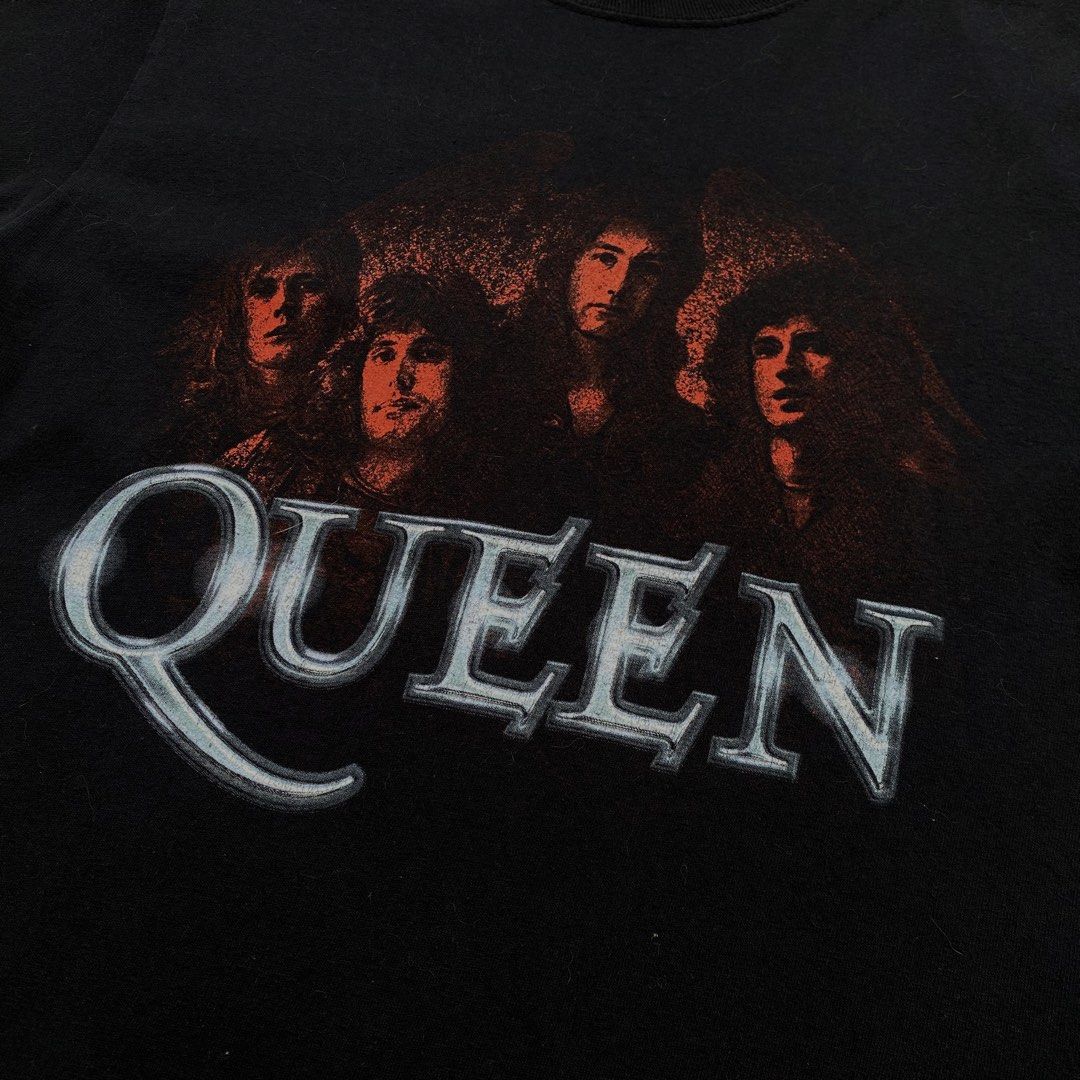 Queen Band Merch Tshirt Unisex (Category: Tshirts & Polo Shirts ) located in Pagadian. Submitted by picknpack (Listing ID 1440726735, Image 2). Description: Small- Medium Width: 18 1/2, Length: 28 Color rate 10/10, No issue, worth to buy Ukay Source, need wash.