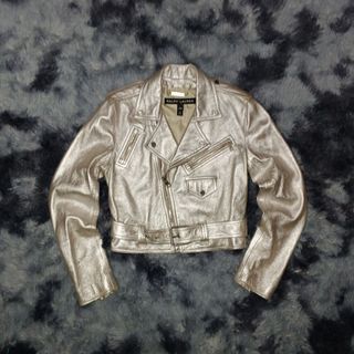 (Category: ) located in . Submitted by finestthriftstuffph (Listing ID 1440701396, Image 1). Description: .