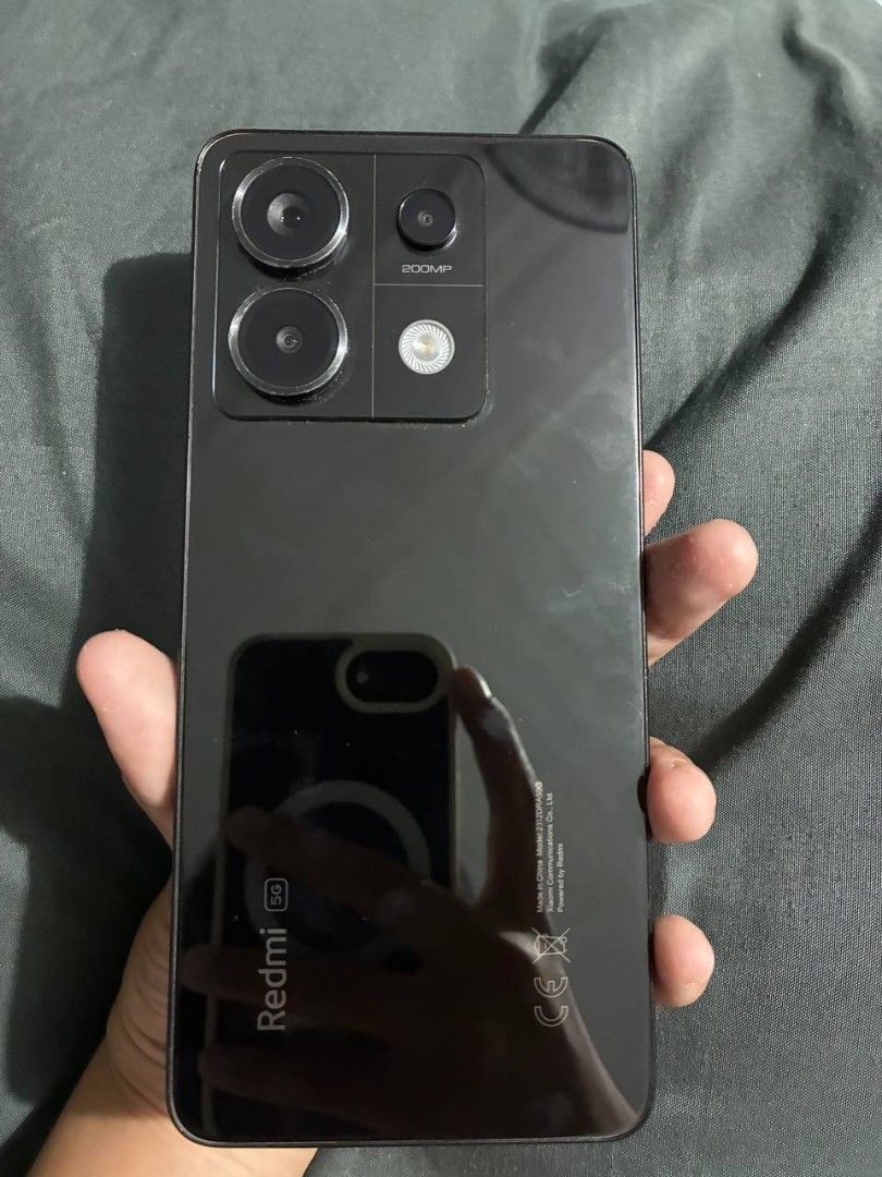 Redmi note 13 pro 5g (Category: Xiaomi) located in Valenzuela. Submitted by kalachuchi88 (Listing ID 1440712442, Image 2). Description: rfs: mag uupgrade na may charger na Kasama makunat yung batt.