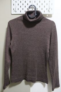(Category: ) located in . Submitted by camiscloset_ (Listing ID 1440661881, Image 1). Description: .