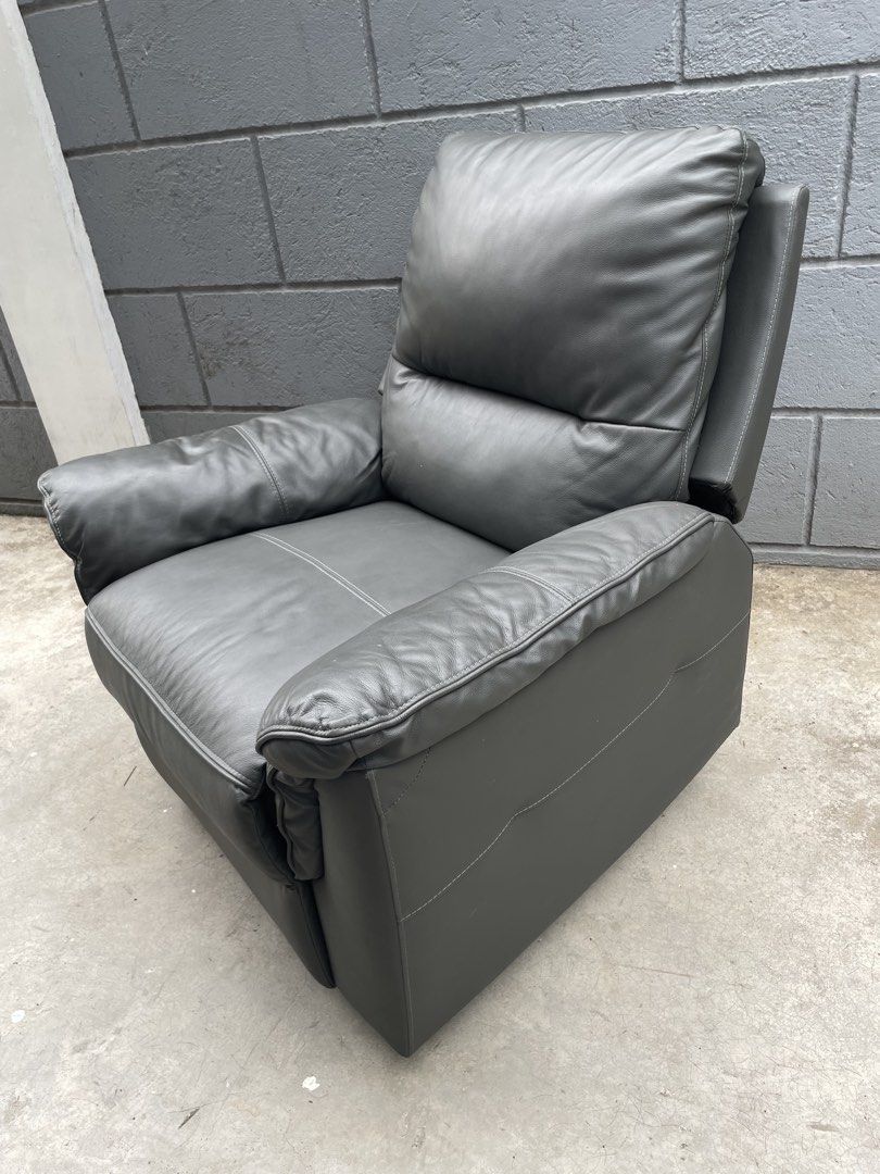 RUSH Reclining Sofa (Category: Chairs) located in Calamba. Submitted by 0pium.12 (Listing ID 1440657221, Image 3). Description: No issue, very comfy RUSH SALE 4000 NEGOTIABLE For Pickup or Lalamove Santa Rosa Loc 4 Months Used only RFS: Moving out sale .
