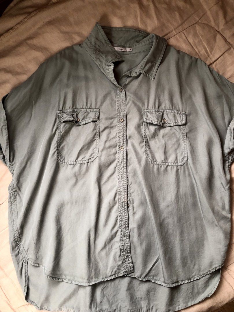 Sage Green Button Down | Women Top size XL (Category: Blouses) located in Cebu City. Submitted by ikafinds (Listing ID 1440676041, Image 1). Description: Sage Green Button Down Short Sleeve. Size L- XL Brand : woman In very good condition .