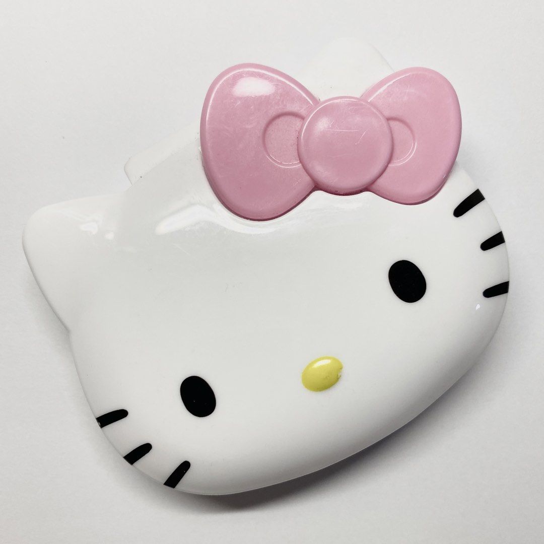 Sanrio Hello Kity Plastic Case Organizer Storage (Category: Purses & Pouches) located in Cebu City. Submitted by slayful (Listing ID 1440738941, Image 1). Description: .