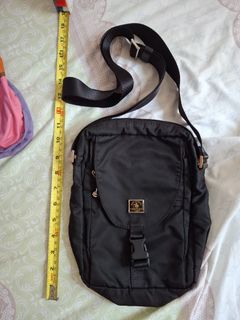 （分類：）位於 。 由 bearselling 提交（商品編號 1440601963，圖片 1）。簡介： 。
