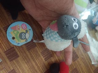 (Category: ) located in . Submitted by aisyaishah_bundletoys (Listing ID 1440649513, Image 1). Description: .