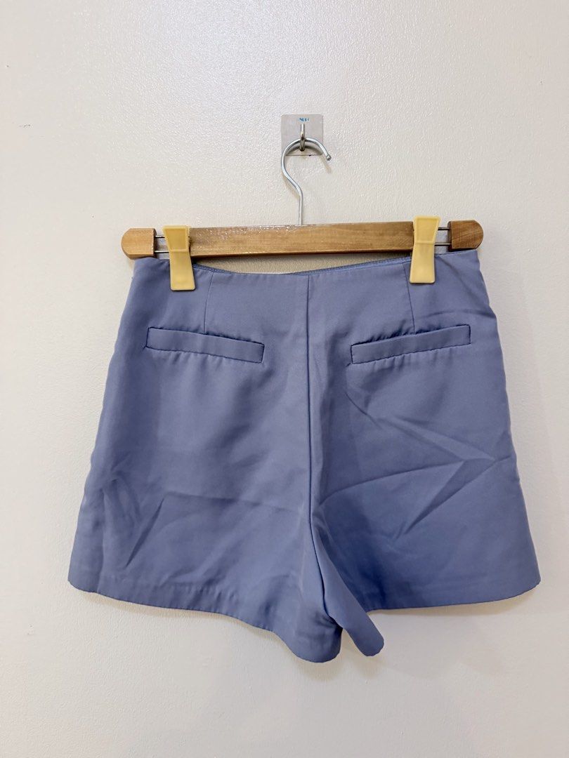 Shein Skort Blue (Category: Shorts) located in Rizal. Submitted by arkivekkk (Listing ID 1440757735, Image 2). Description: Just need ironing but good as new and very good condition.