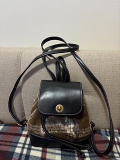 (Category: ) located in . Submitted by lm.bags95 (Listing ID 1440693827, Image 1). Description: .