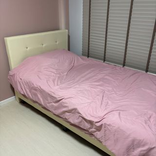 (Category: ) located in . Submitted by marguu (Listing ID 1440680182, Image 1). Description: .