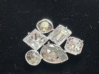 (Category: ) located in . Submitted by bijouelegance (Listing ID 1440632062, Image 1). Description: .
