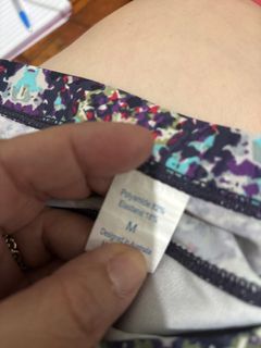 (Category: ) located in . Submitted by vintageaccessories (Listing ID 1440657655, Image 1). Description: .