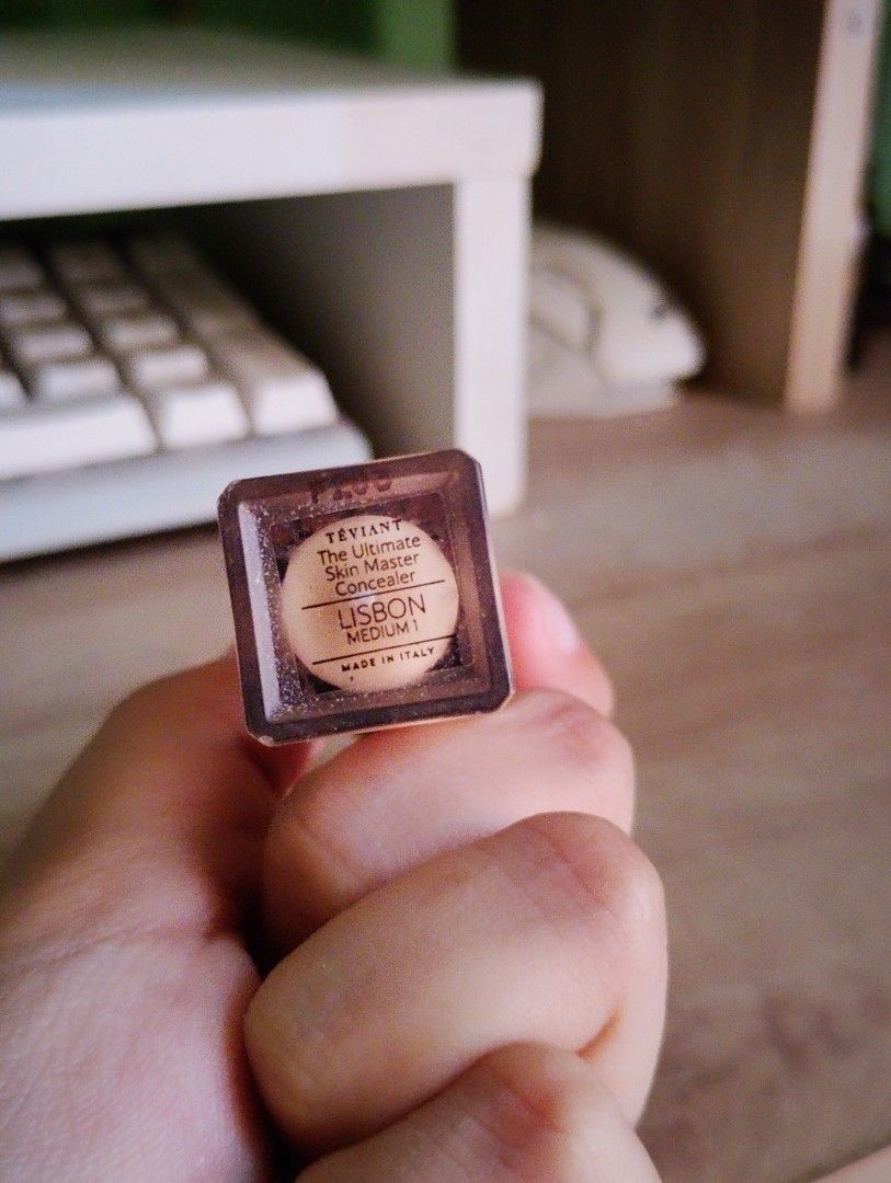 Teviant The Ultimate Skin Master Concealer - Lisbon Medium 1 (Category: Makeup) located in Bulacan. Submitted by ibimbap (Listing ID 1440611903, Image 2). Description: 70% full Shade: Lisbon Medium 1 Meet up at SM Marilao only.