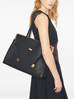 (Category: ) located in . Submitted by ___bagsssandsstyle (Listing ID 1440608354, Image 1). Description: .