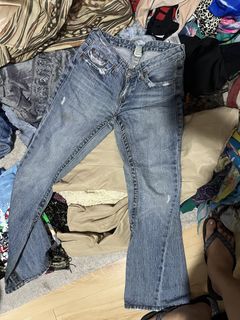 (Category: ) located in . Submitted by forevercurious (Listing ID 1440750947, Image 1). Description: .