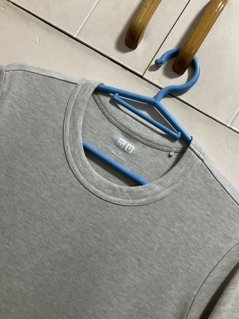 Uniqlo Crew Neck Shirt (Category: Shirts) located in Marikina City. Submitted by triacarlos (Listing ID 1440607731, Image 2). Description: Worn 2-3x Rfs: decluttering.