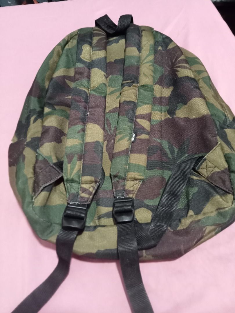 Vans Camouflage Backpack (Category: Backpacks) located in Makati City. Submitted by mumebo (Listing ID 1440740798, Image 3). Description: - Classic Vans backpack - Stylish camouflage print - Features Vans logo patch on the front - Ample storage space for essentials - Made with durable material - Perfect for school or everyday adventures -RFS: declutter .