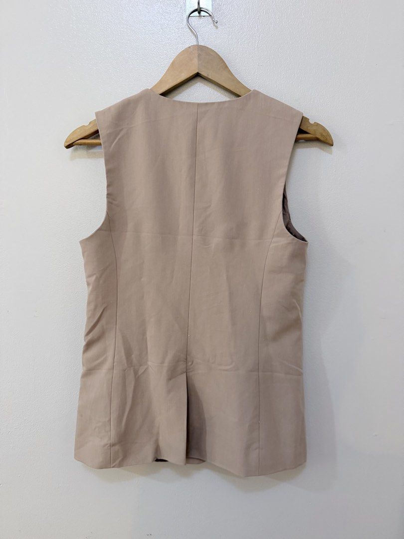 Waistcoat Top Vest Nude Small (Category: Blouses) located in Rizal. Submitted by arkivekkk (Listing ID 1440757954, Image 3). Description: Help me declutter :) Used once .
